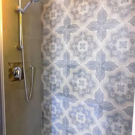 Trevisani Liberty House * Бари