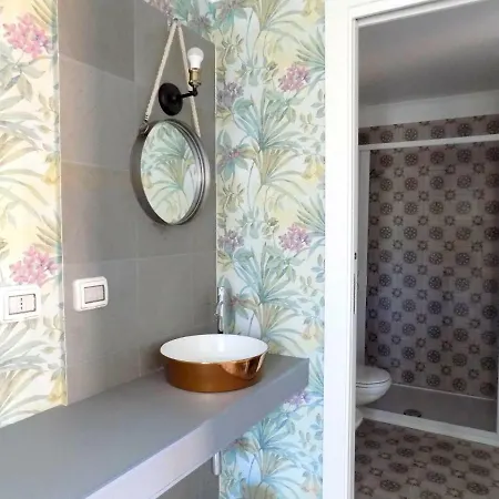 Trevisani Liberty House * Bari