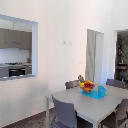 Trevisani Liberty House Bari